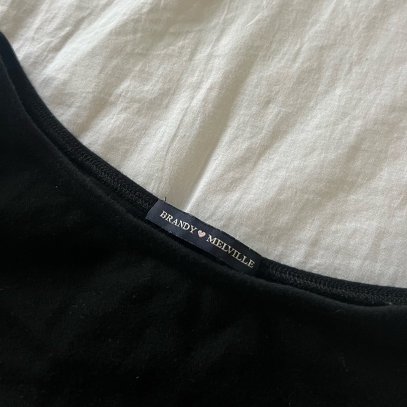 Brandy Melville one shoulder top - Picture 3 of 3
